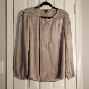 Firm Price***Ann Taylor Blouse